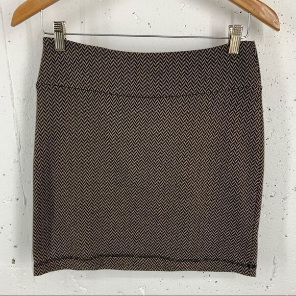 KAVU size Small Black & Brown Knit Herringbone Stretch Pencil Skirt - Picture 7 of 12